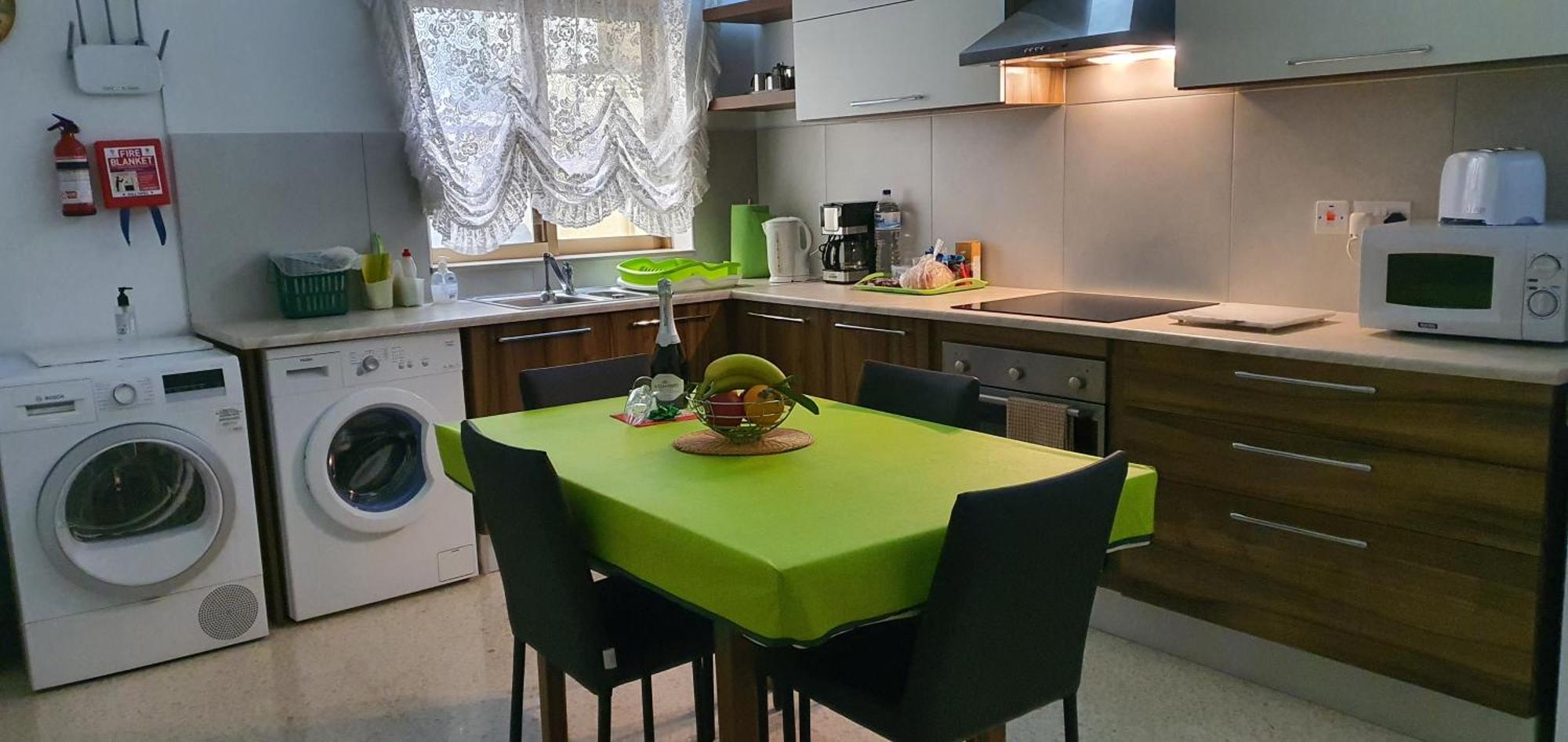 Central Studio Apartment Santa Vennera Exterior photo