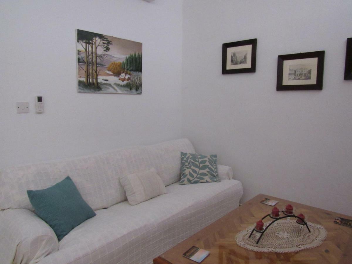 Central Studio Apartment Santa Vennera Exterior photo